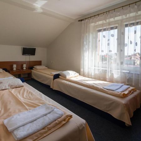 Hotel Mixbud Biała Podlaska Exteriör bild
