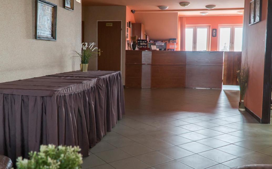 Hotel Mixbud Biała Podlaska Exteriör bild